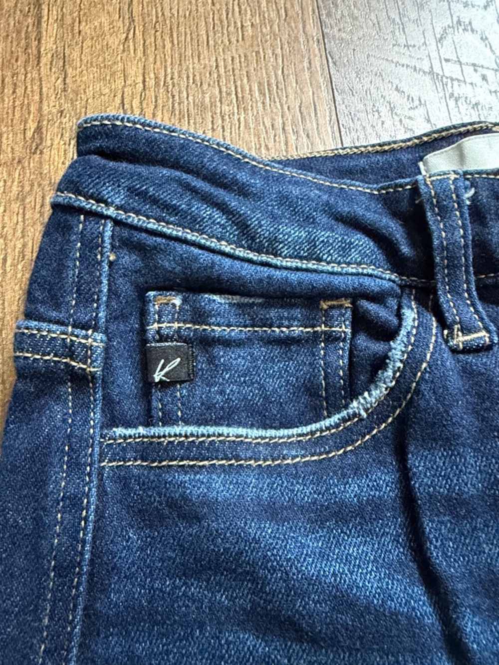 KanCan Dark Indigo Cropped Frayed-Hem Jeans - Picture 7 of 10